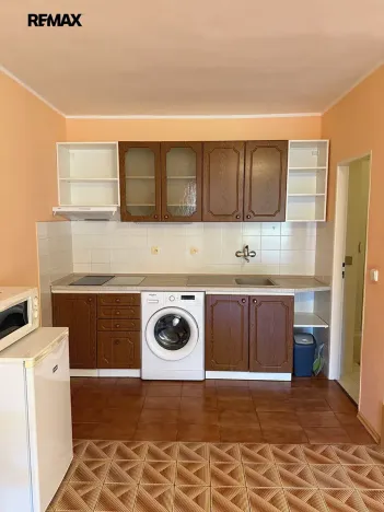 Pronájem bytu 1+kk, Praha - Újezd nad Lesy, Borovská, 35 m2
