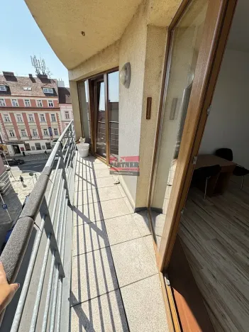 Pronájem bytu 2+kk, Tábor, 9. května, 58 m2