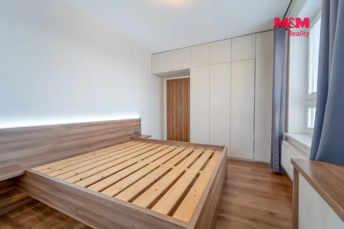 Pronájem bytu 2+kk, Plzeň - Jižní Předměstí, U Borských kasáren, 44 m2