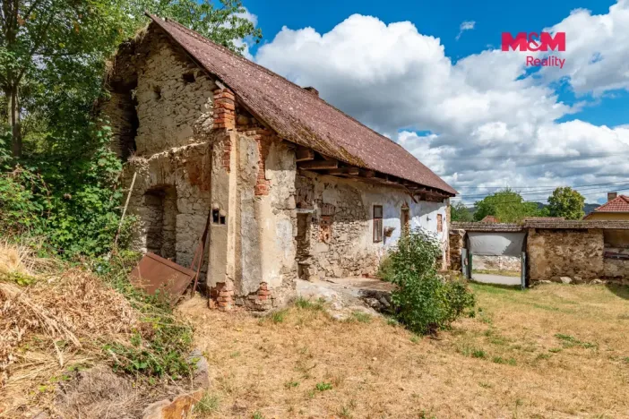 Prodej pozemku pro bydlení, Strašice - Škůdra, 1676 m2
