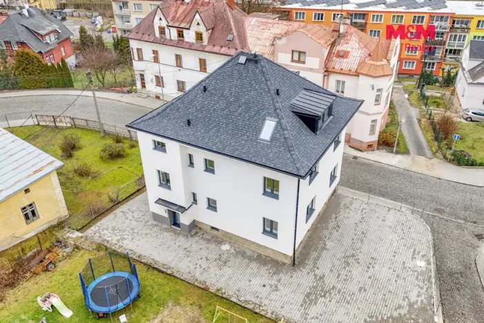Prodej rodinného domu, Luby, Revoluční, 218 m2