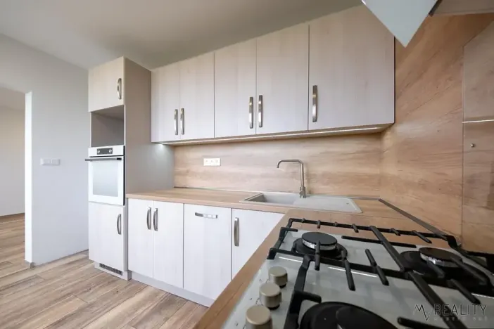 Pronájem bytu 2+1, Ostrava, Varenská, 58 m2