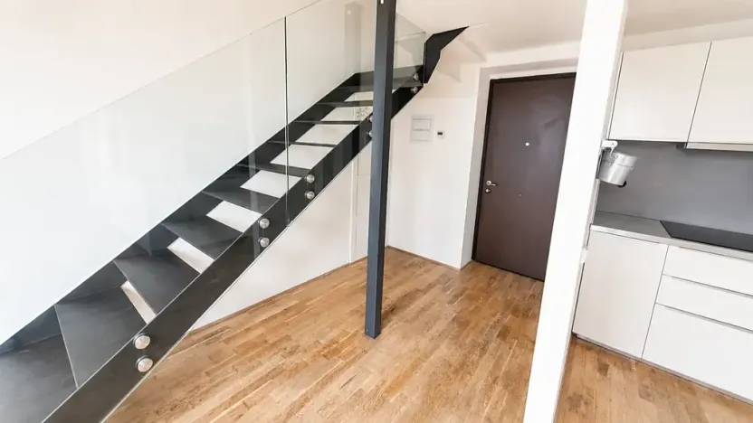 Pronájem bytu 3+kk, Praha - Žižkov, Bořivojova, 83 m2