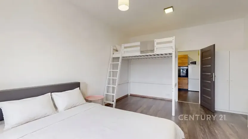 Pronájem bytu 2+kk, Ostrava, Bratrská, 52 m2