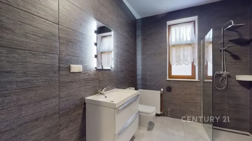 Pronájem bytu 2+kk, Ostrava, Bratrská, 52 m2