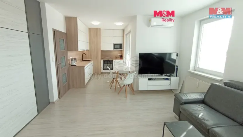Pronájem bytu 1+kk, Most, Radniční, 34 m2