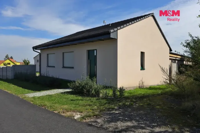 Prodej obchodního prostoru, Zbraslavice, 1381 m2