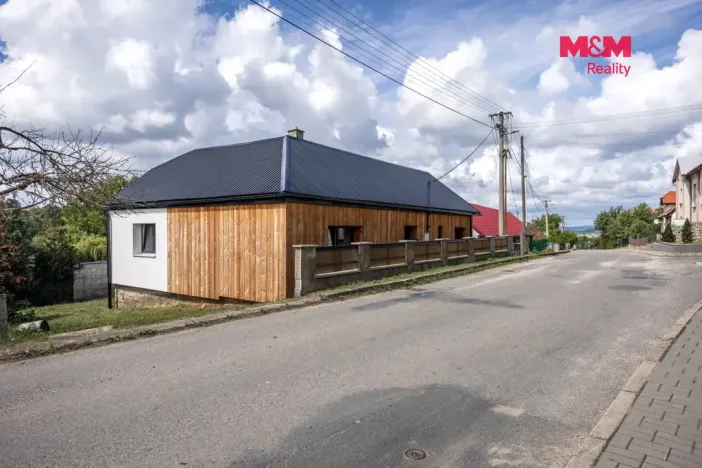 Prodej rodinného domu, Bojkovice - Bzová, 182 m2