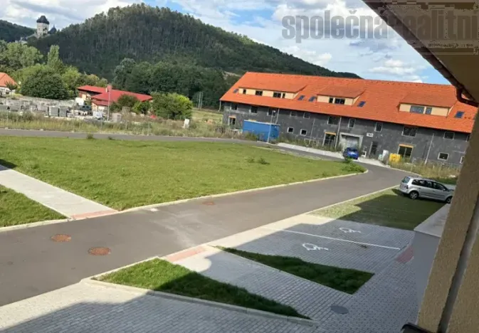 Pronájem bytu 1+kk, Karlštejn, 40 m2