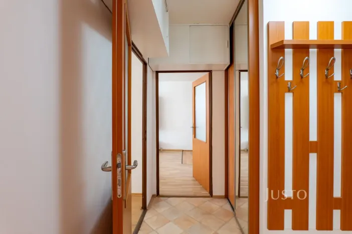 Pronájem bytu 3+kk, Praha - Petrovice, Rezlerova, 63 m2