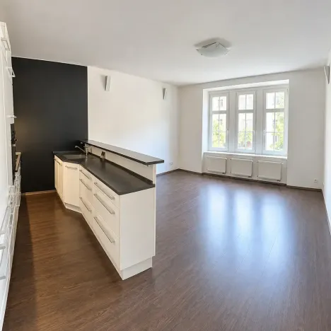 Pronájem bytu 2+kk, Praha, Novovysočanská, 53 m2