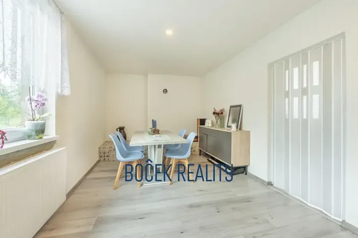 Prodej rodinného domu, Sýkořice, 211 m2