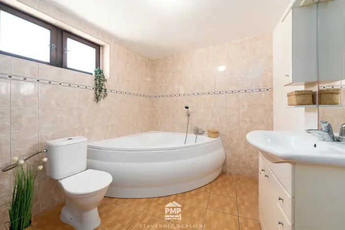 Prodej rodinného domu, Malešovice, 238 m2