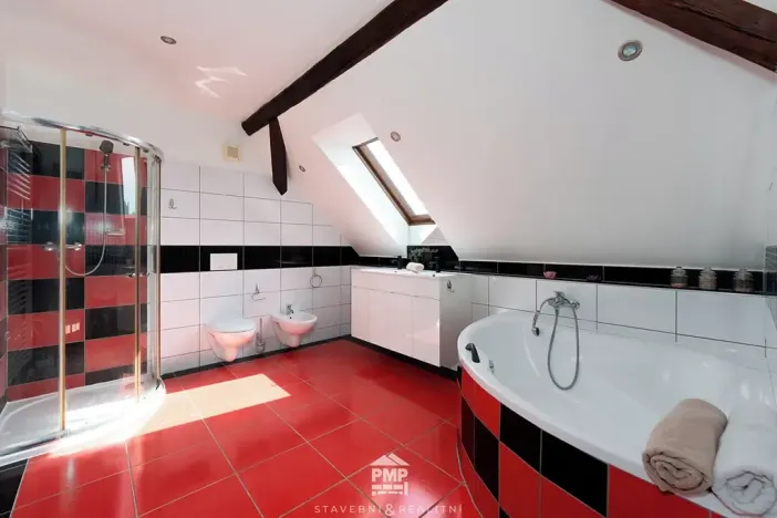 Prodej rodinného domu, Malešovice, 238 m2
