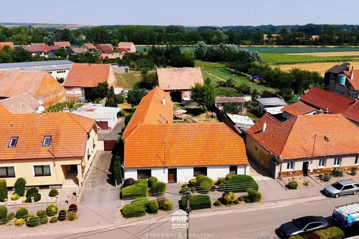 Prodej rodinného domu, Malešovice, 238 m2