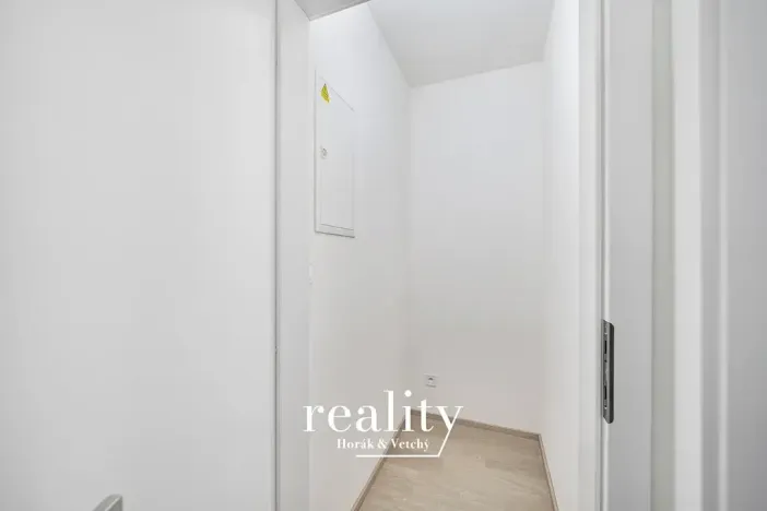 Pronájem bytu 2+kk, Znojmo, Vančurova, 49 m2