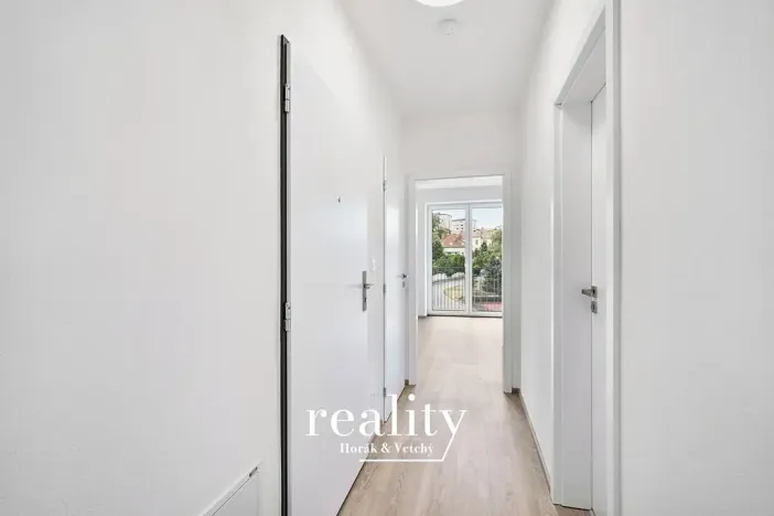Pronájem bytu 2+kk, Znojmo, Vančurova, 49 m2