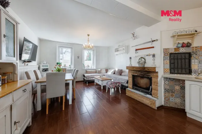Prodej činžovního domu, Karlovy Vary - Stará Role, Svobodova, 100 m2