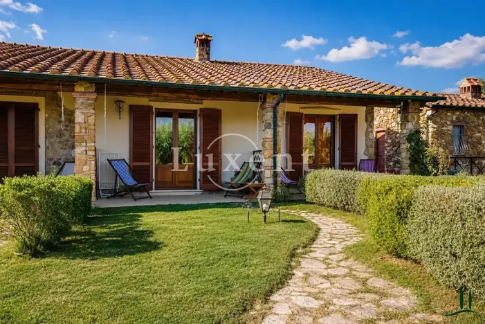 Prodej ubytování, Manciano, Itálie, 550 m2