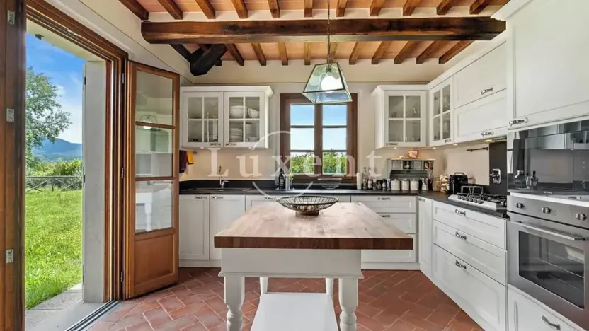 Prodej vily, Cortona, Itálie, 150 m2