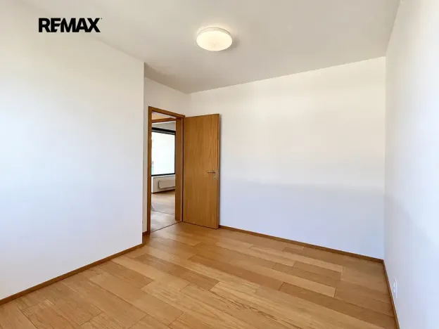 Pronájem bytu 3+kk, Praha - Dolní Chabry, U Traktorky, 77 m2