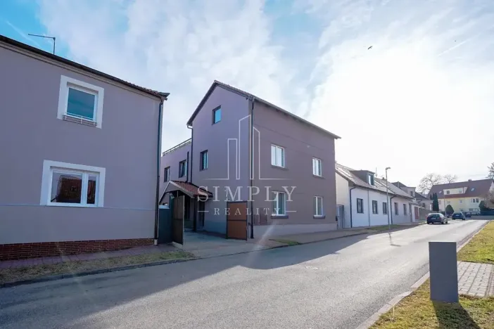 Prodej rodinného domu, Praha - Řepy, Ke Kaménce, 460 m2