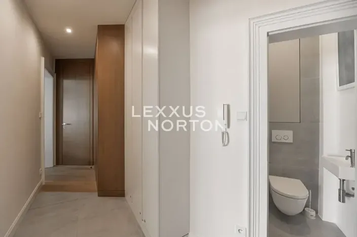 Pronájem bytu 2+kk, Praha - Vinohrady, náměstí Jiřího z Poděbrad, 54 m2