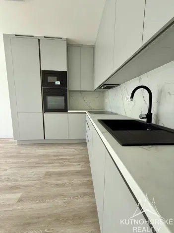 Pronájem bytu 2+kk, Kutná Hora, Za Lidkou, 52 m2