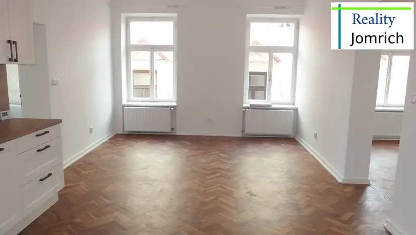 Pronájem bytu 4+kk, Liberec, nám. Sokolovské, 110 m2
