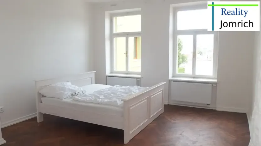 Pronájem bytu 4+kk, Liberec, nám. Sokolovské, 110 m2