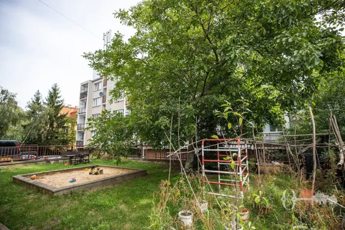 Pronájem bytu 2+kk, Praha - Michle, Podle Kačerova, 43 m2