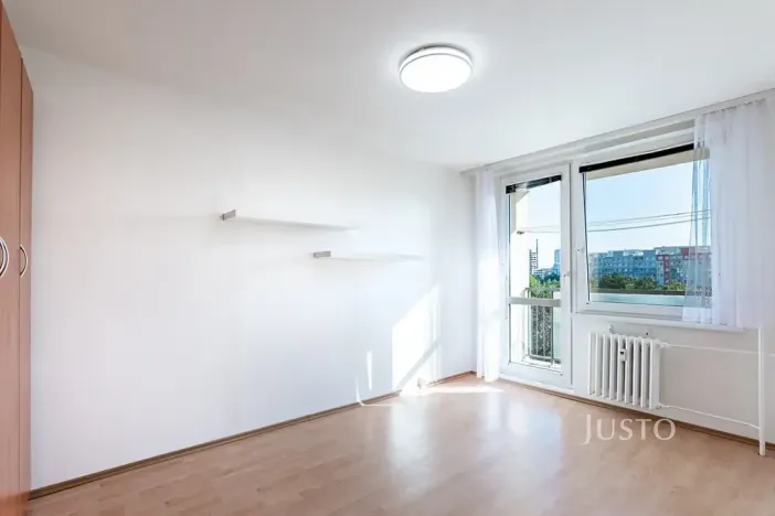 Pronájem bytu 3+kk, Praha - Petrovice, Rezlerova, 63 m2
