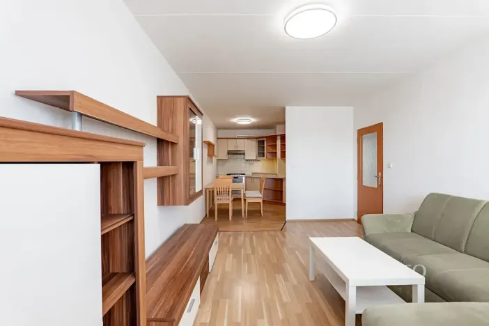 Pronájem bytu 3+kk, Praha - Petrovice, Rezlerova, 63 m2