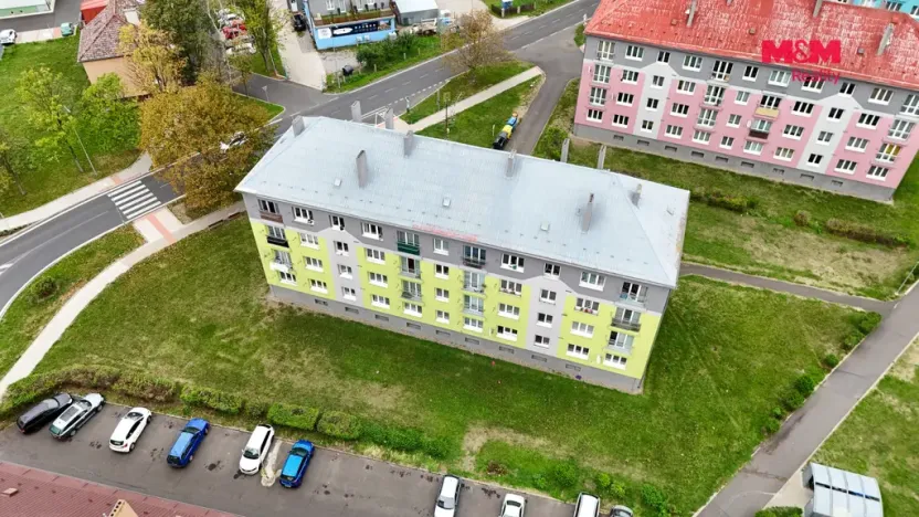 Prodej bytu 3+1, Klášterec nad Ohří - Miřetice u Klášterce nad Ohří, Václava Řezáče, 64 m2
