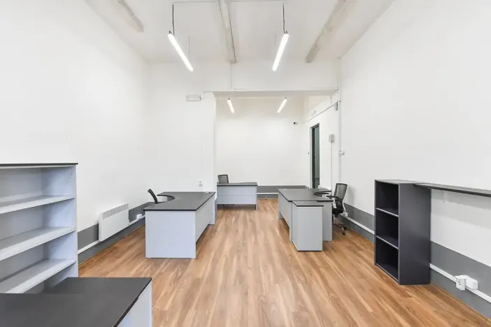 Prodej skladu, Praha - Horní Počernice, Komárovská, 210 m2
