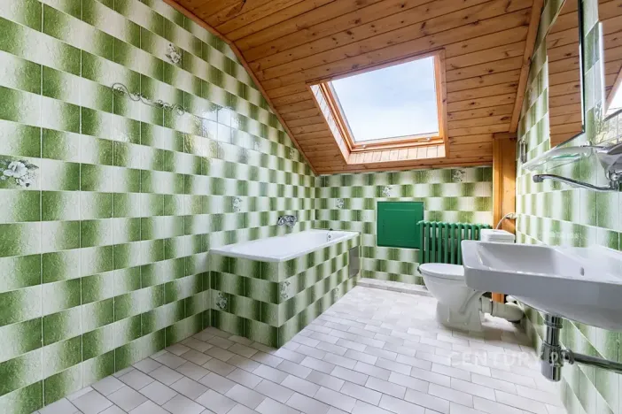 Prodej rodinného domu, Praha, Formanská, 193 m2