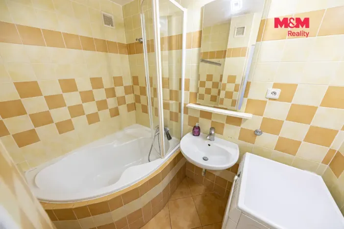 Pronájem bytu 2+1, Kolín - Kolín II, Na Magistrále, 54 m2