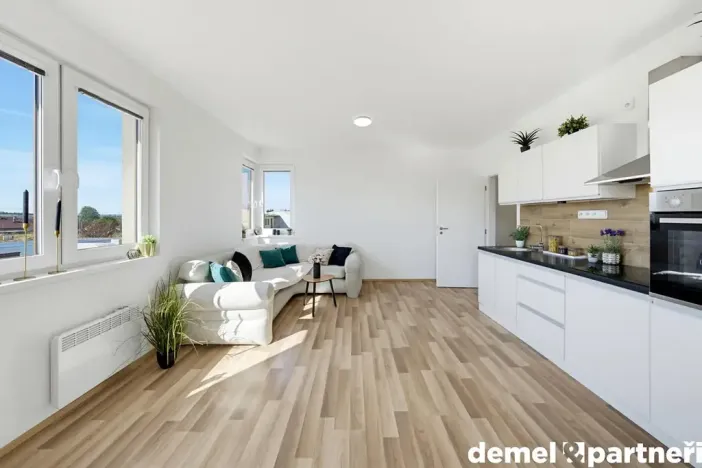 Prodej bytu 2+kk, Lavičky, 43 m2