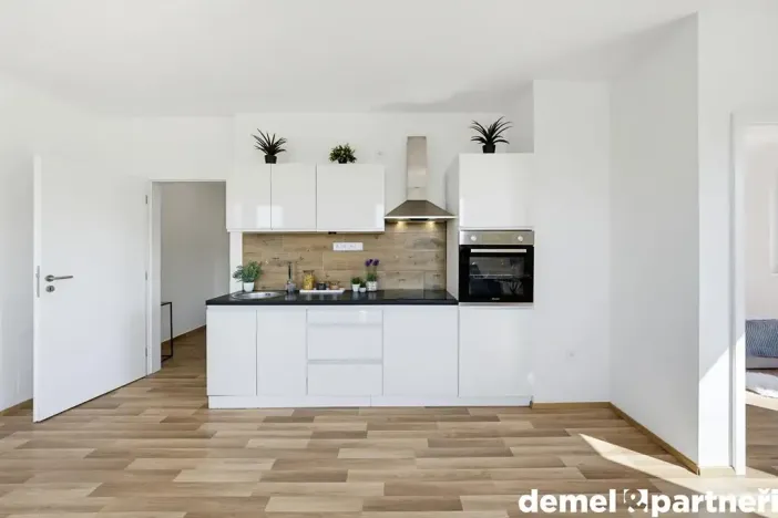 Prodej bytu 2+kk, Lavičky, 43 m2