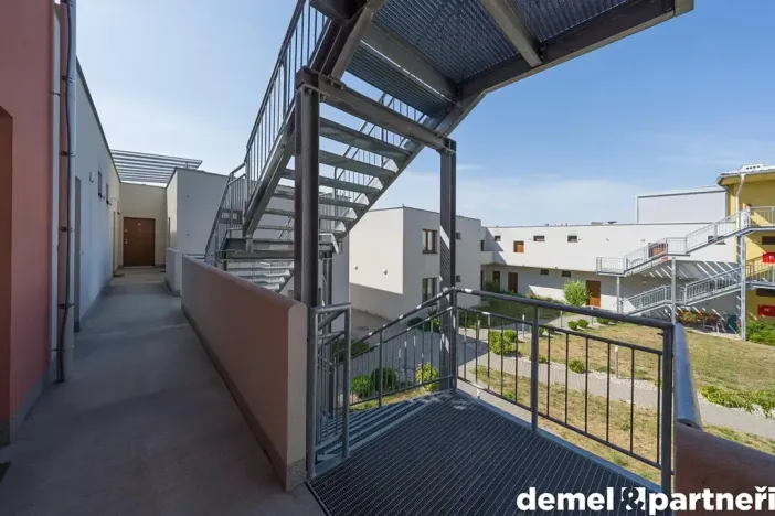 Prodej bytu 2+kk, Lavičky, 43 m2