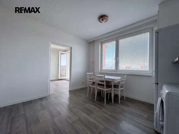 Pronájem bytu 1+1, Hodonín, Velkomoravská, 31 m2