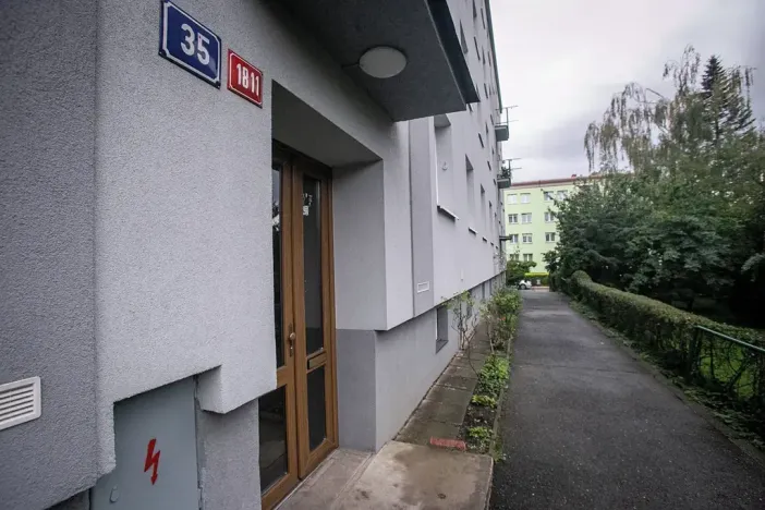 Pronájem bytu 3+kk, Praha - Horní Počernice, Dobšická, 80 m2