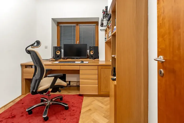 Prodej rodinného domu, Praha - Kyje, Sklenská, 200 m2