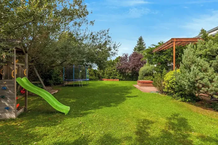 Prodej rodinného domu, Černošice, Malinová, 300 m2