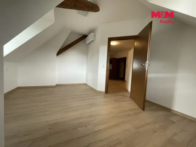 Pronájem bytu 3+kk, Bor, Školní, 55 m2