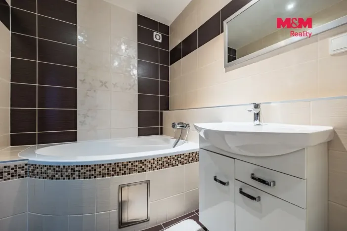 Prodej bytu 3+kk, Praha - Letňany, Kuželova, 68 m2