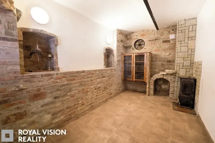 Prodej vinného sklepa, Březí, 76 m2