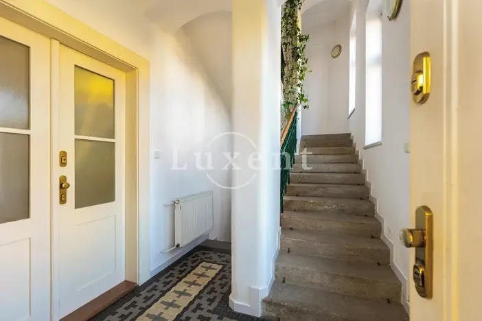 Prodej kanceláře, Chotěboř, Legií, 361 m2