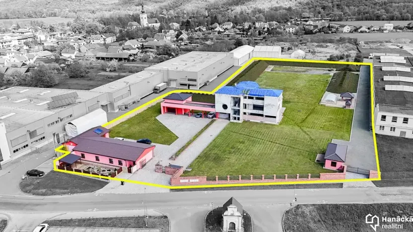 Prodej komerčního pozemku, Moravičany, 13670 m2