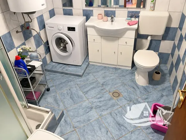 Prodej vícegeneračního domu, Čižići, Chorvatsko, 180 m2